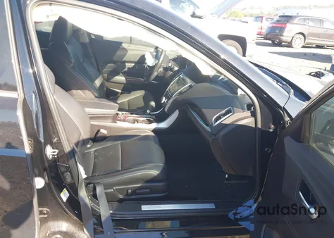 2017 Acura Tlx из США, поврежденный, VIN 19UUB1F31HA010417